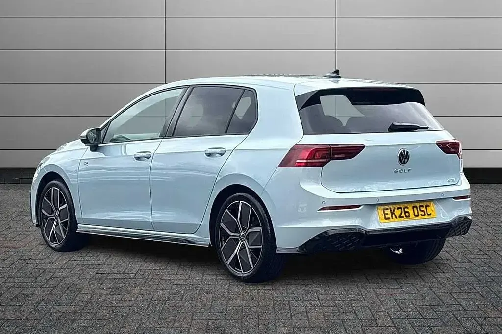 Used VW Golf VIII 150 HP (110 kW) 2026