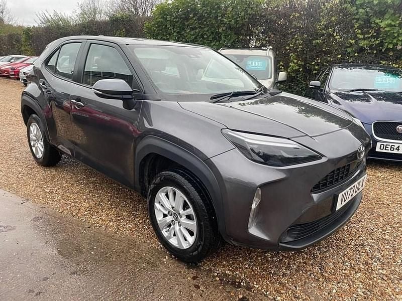 Grey Used 2023 Toyota Yaris Hybrid SUV | £18,521 (Good price) - Image 1/4
