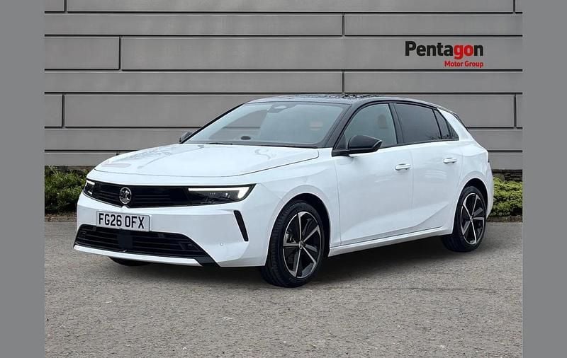 New Vauxhall Astra 128 HP (94 kW) 2026 White Hatchback
