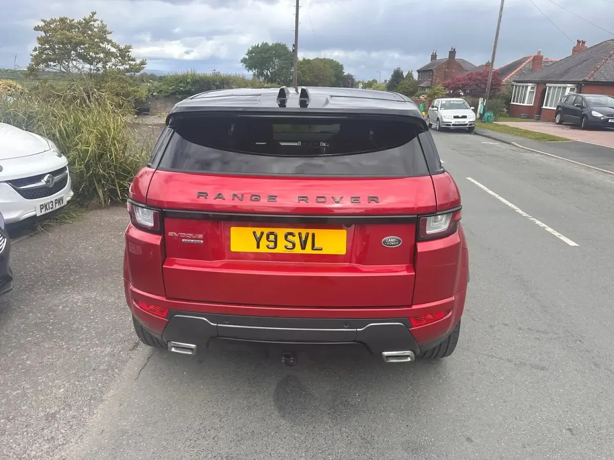 Used Land Rover Range Rover evoque HSE Dynamic 2015 Red Estate