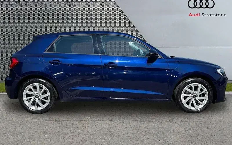 Used Audi A1 Sportback Sport 95 HP (69 kW) 2026 Hatchback