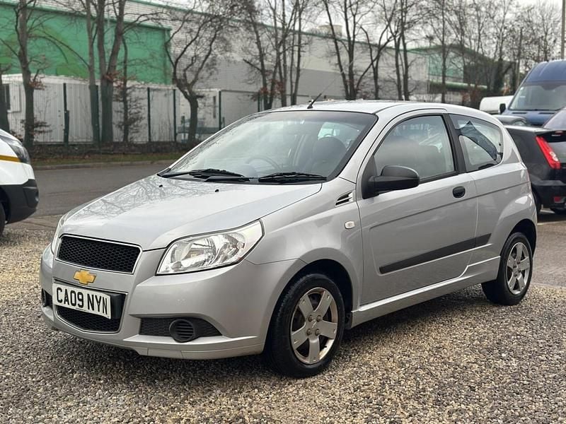 Used Chevrolet Aveo 83 HP (61 kW) 2009 Silver Hatchback