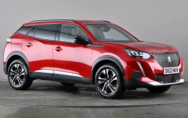 Used Peugeot 2008 Allure+ 101 HP (74 kW) 2023 SUV