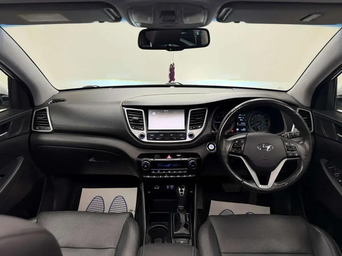Used Hyundai Tucson Premium SE 2018 White SUV