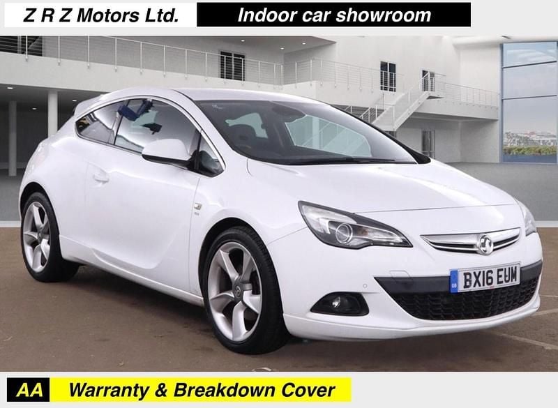 White Used 2016 Vauxhall Astra GTC SRi Hatchback | £4,799 (Fair price) - Image 1/3