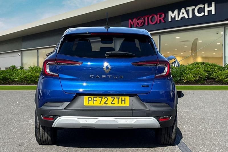 Used Renault Captur Evolution 143 HP (105 kW) 2023 Blue SUV