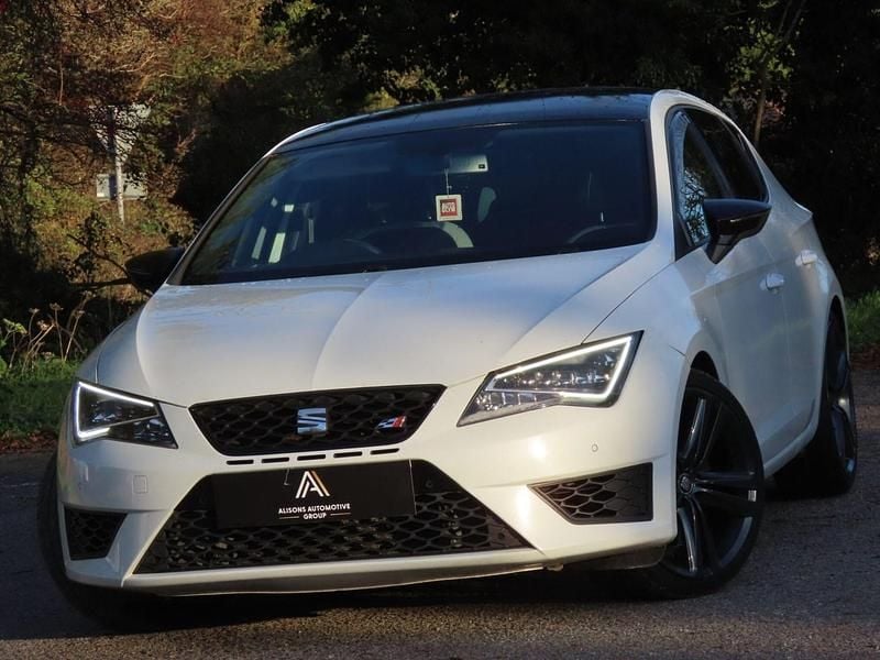 Used Cupra Leon 280 HP (205 kW) 2015 White Hatchback
