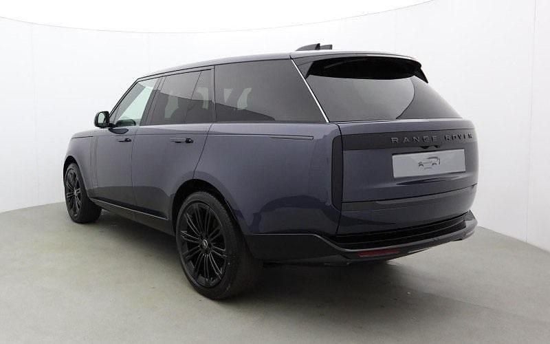 New Land Rover Range Rover SE 300 HP (220 kW) 2025 SUV