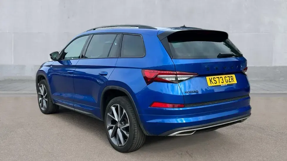 Used Skoda Kodiaq SportLine 150 HP (110 kW) 2023 Race blue metallic SUV