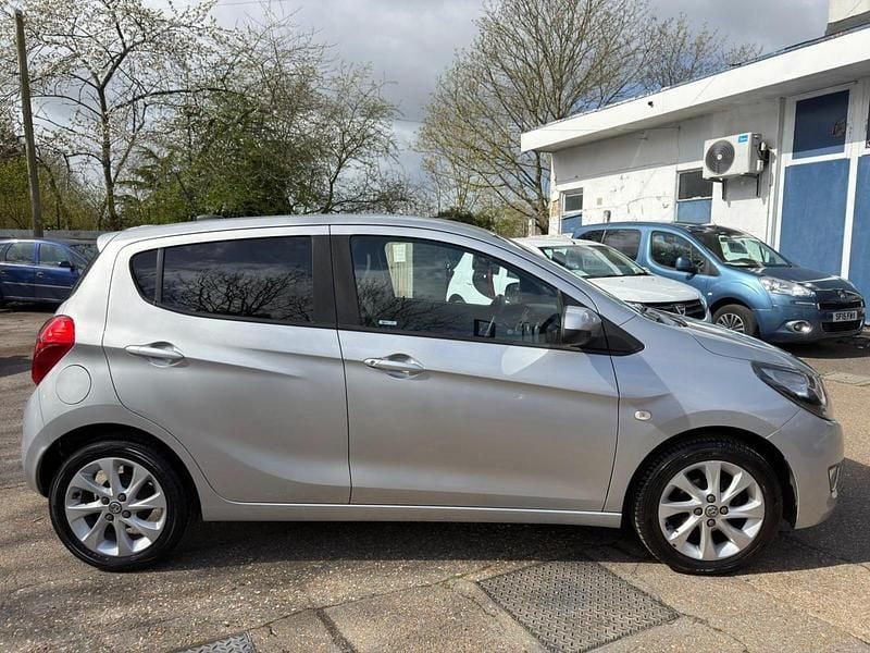 Second-hand Vauxhall Viva 75 CP (55 kW) 2017 Argintiu Hatchback
