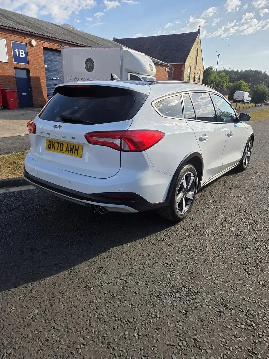 Used Ford Focus Active 120 HP (88 kW) 2020 White Estate