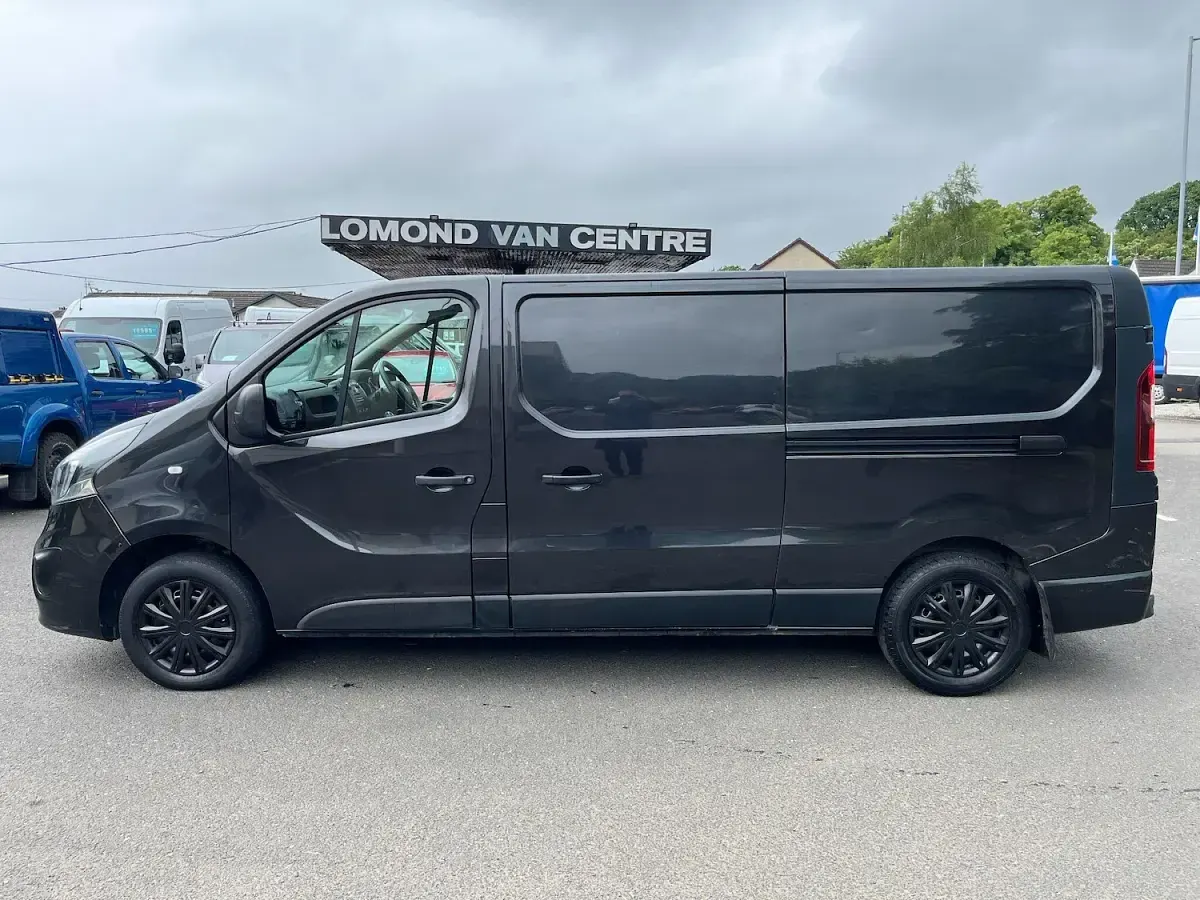 Used Vauxhall Vivaro Sportive 120 HP (88 kW) 2019 Black MPV