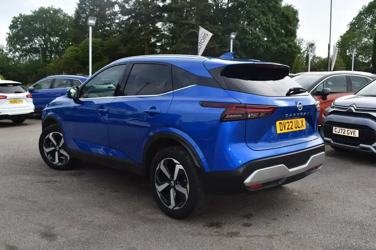 Used Nissan Qashqai N-Connecta 158 HP (116 kW) 2022 Blue SUV