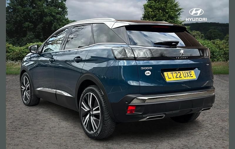 Used Peugeot 3008 Premium 128 HP (94 kW) 2022 Blue SUV