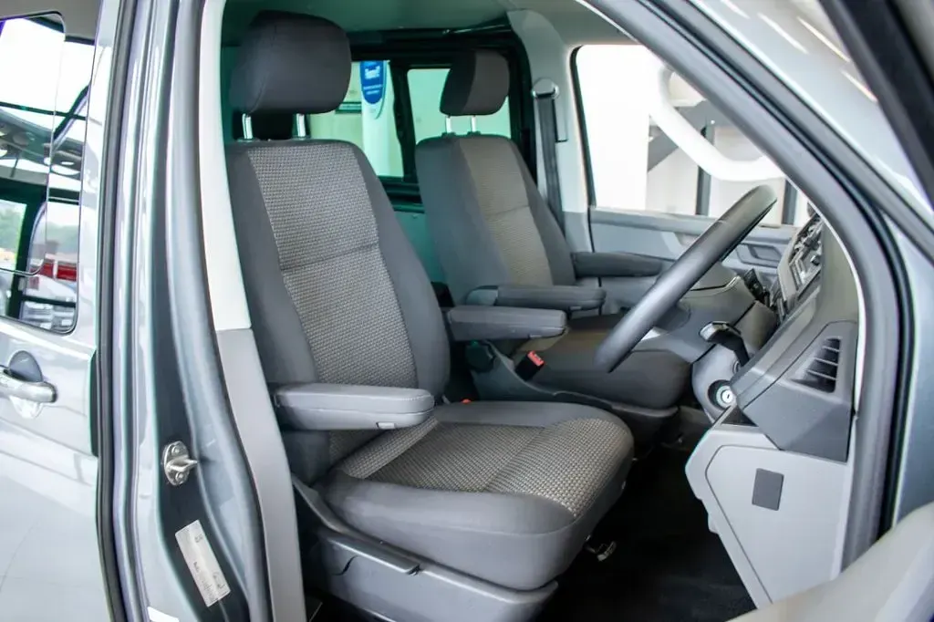 Used VW T6.1 Highline 150 HP (110 kW) 2023 Grey Van