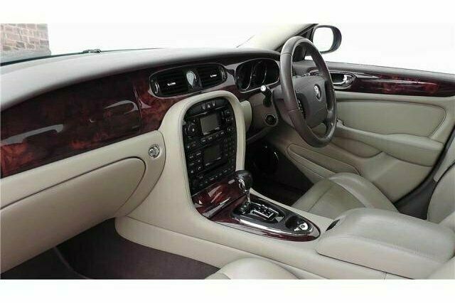 Used Jaguar XJ6 240 HP (176 kW) 2006 Sedan