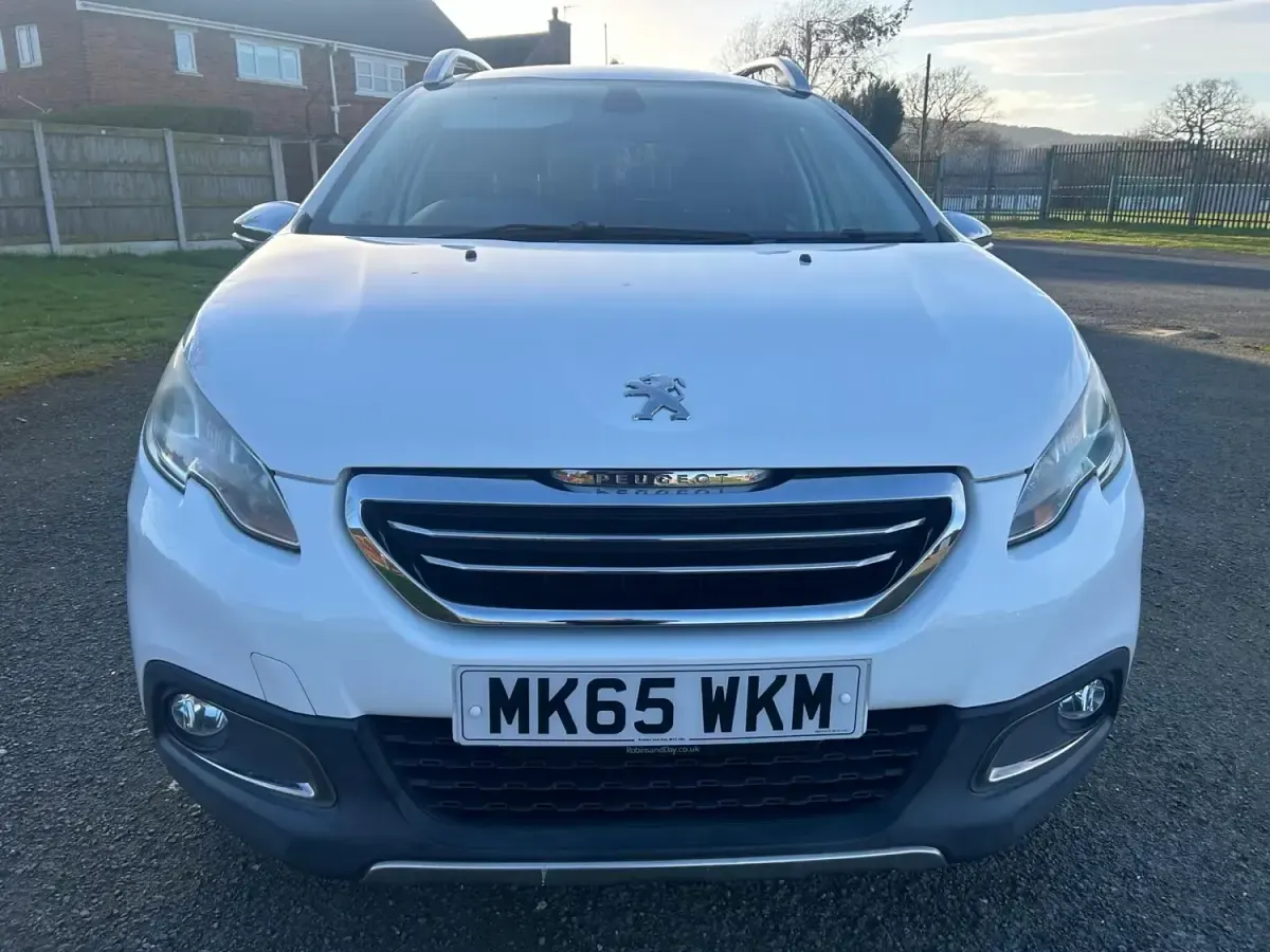 Usado Peugeot 2008 Allure 2015 Branco SUV
