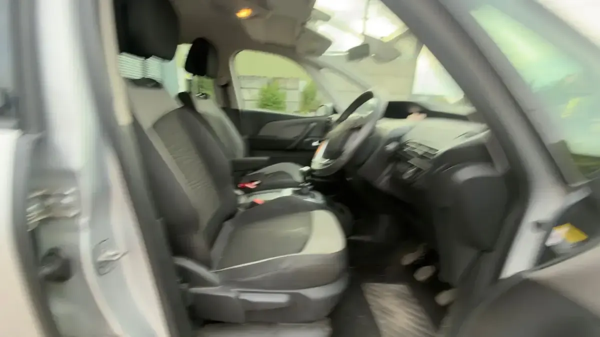 Used Citroën Grand C4 Picasso VTR Sport 2016 Silver MPV