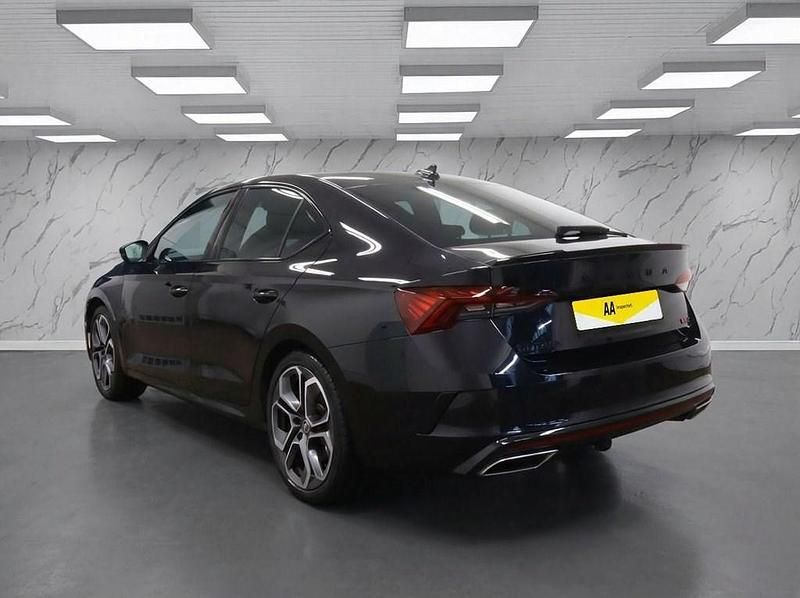 Used Skoda Octavia vRS 245 HP (180 kW) 2022 Black Hatchback