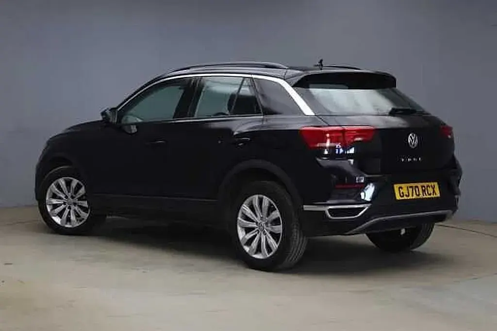 Used VW T-Roc SE 150 HP (110 kW) 2020 Black SUV