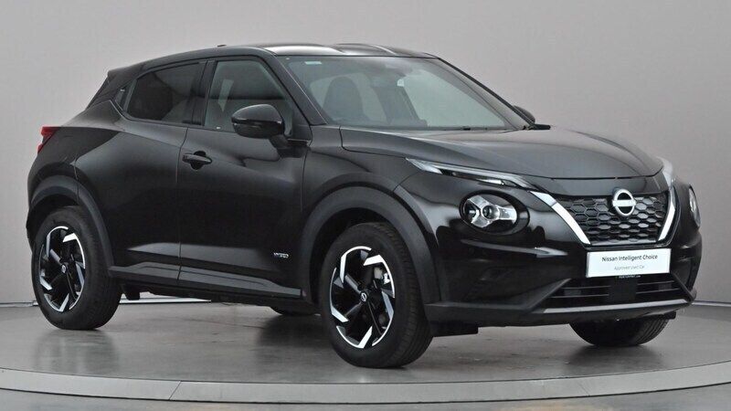 Black Used 2023 Nissan Juke N-Connecta SUV | £18,499 (Good price) - Image 1/4