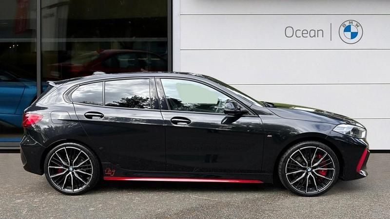 Usado BMW 128 Comfort Edition 261 CV (191 kW) 2021 Negro Utilitario