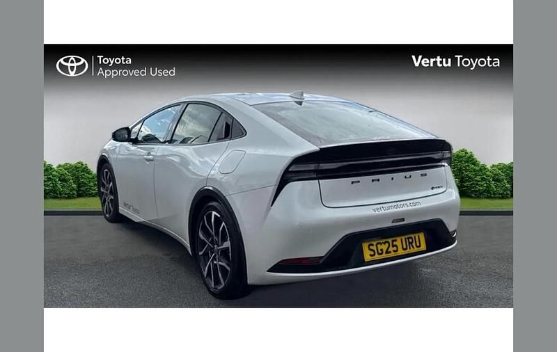 Used Toyota Prius 223 HP (164 kW) 2025 Other Hatchback