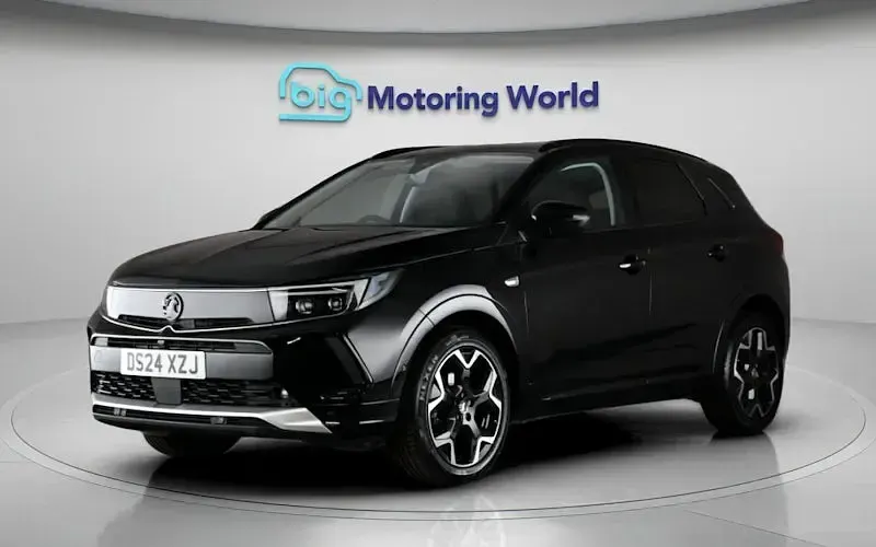 Used Vauxhall Grandland X Ultimate 131 HP (96 kW) 2024 Black SUV