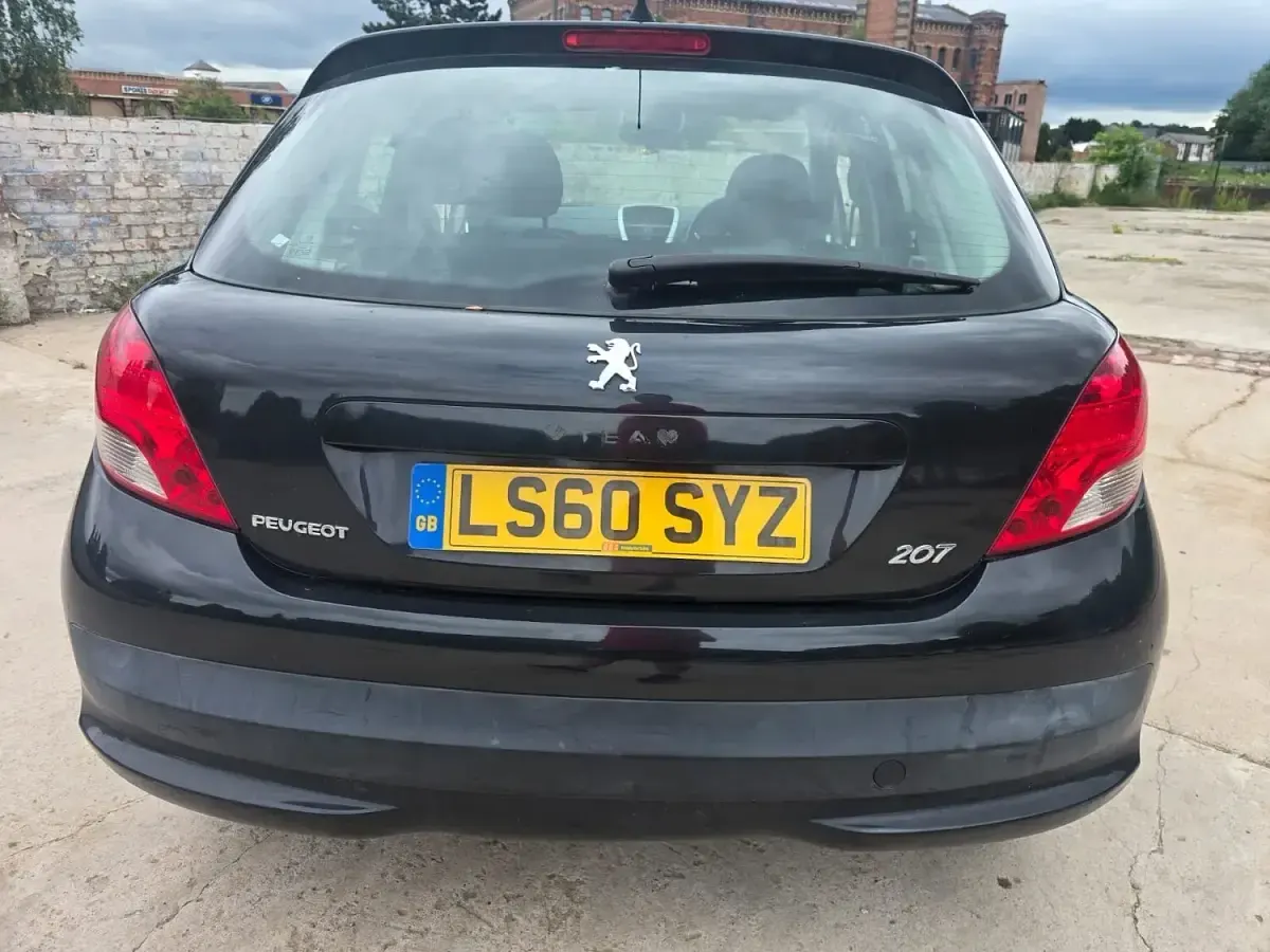 Used Peugeot 207 2010 Black Hatchback