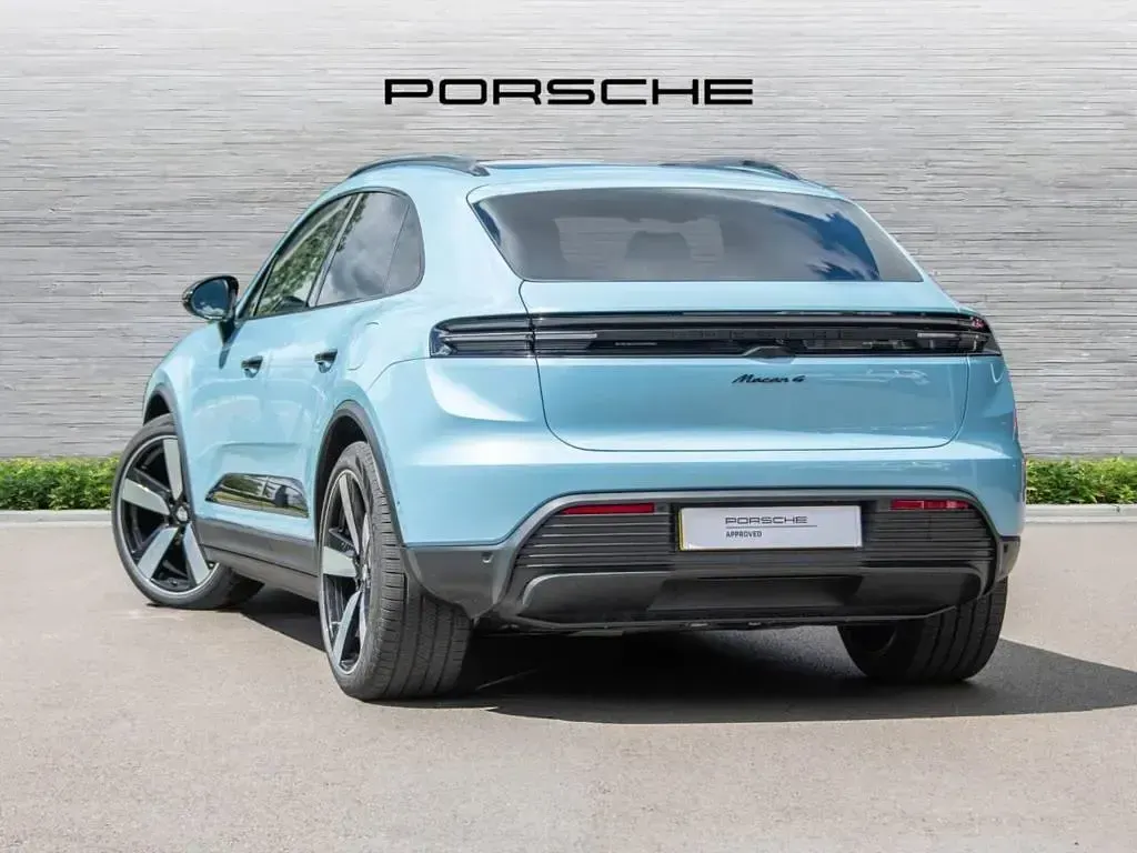 Used Porsche Macan Sport 330 kW (449 HP) 2024 Blue SUV