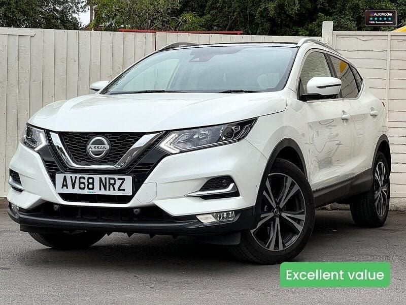 White Used 2018 Nissan Qashqai N-Connecta SUV | £9,995 (Fair price) - Image 1/4