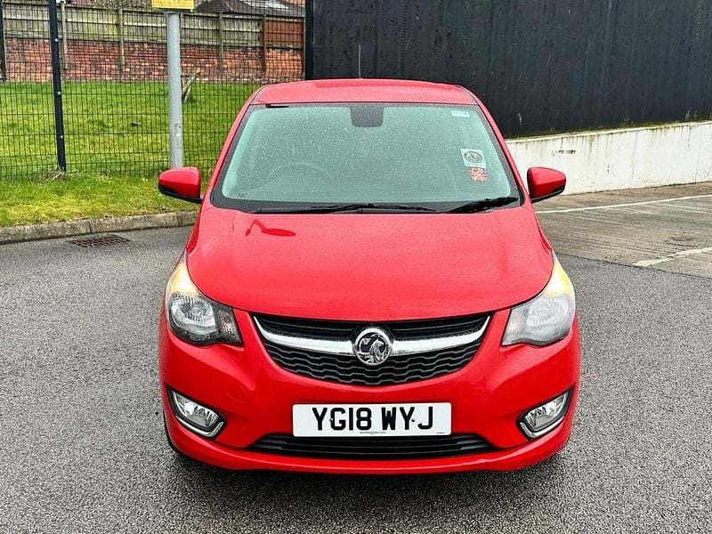 Used Vauxhall Viva 75 HP (55 kW) 2018 Red Hatchback