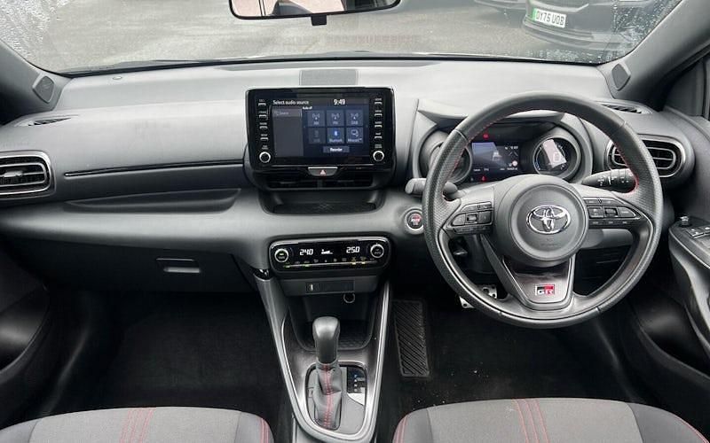 Used Toyota Yaris Hybrid Sport 116 HP (85 kW) 2022 Grey Hatchback