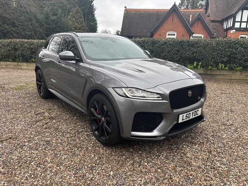 Second-hand Jaguar F-Pace Supercharged 550 CP (404 kW) 2019 Gri SUV