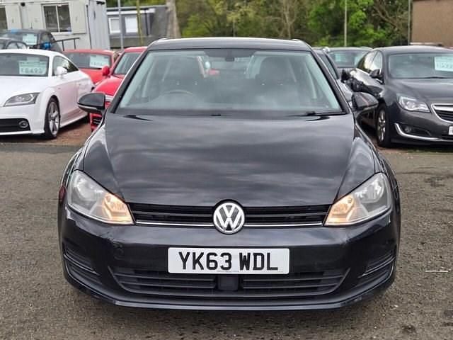 Begagnad VW Golf VII SE 105 HK (77 kW) 2013 Svart Halvkombi