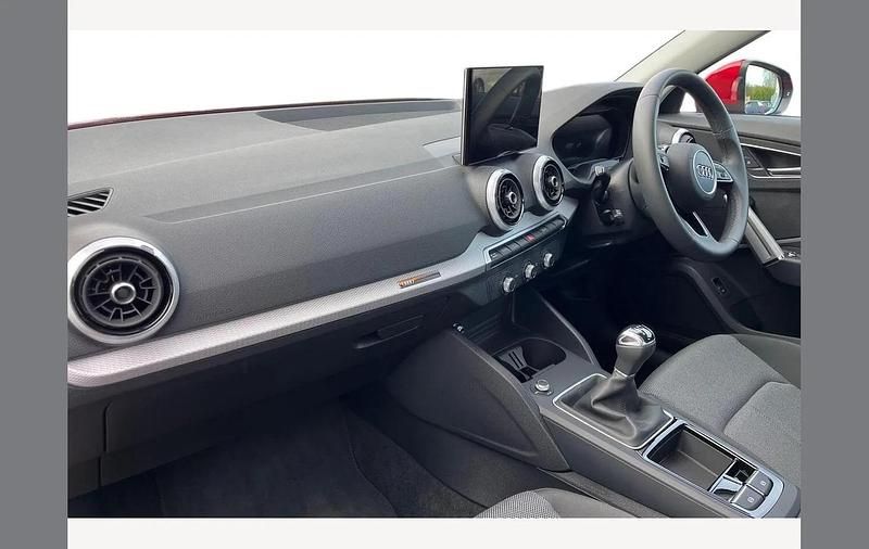 Used Audi Q2 Sport 116 HP (85 kW) 2025 Red SUV