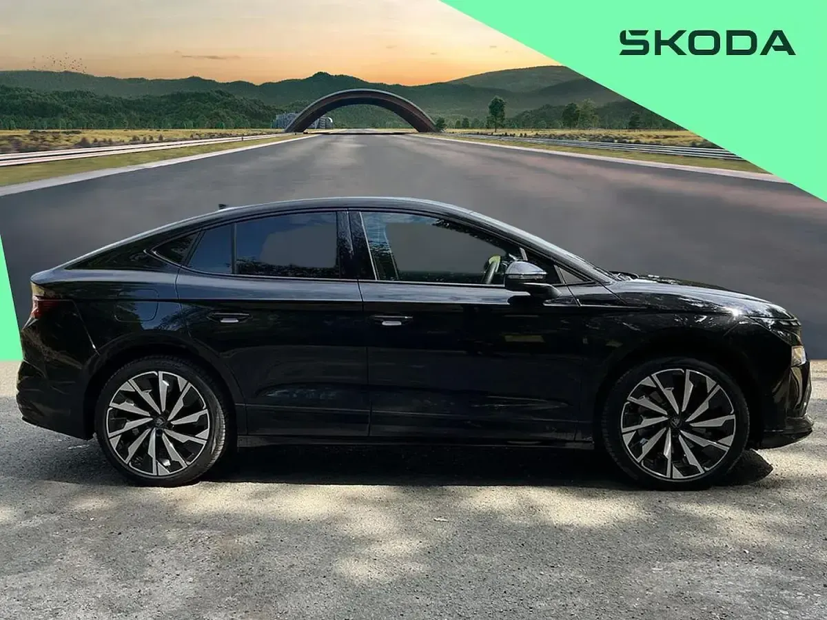 New Skoda Enyaq iV SportLine 210 kW (286 HP) 2026 Black SUV