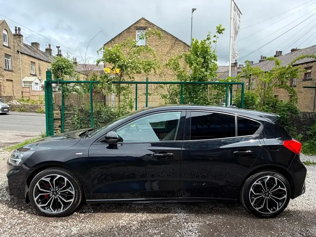 Used Ford Focus ST-Line X 2021 Black Hatchback