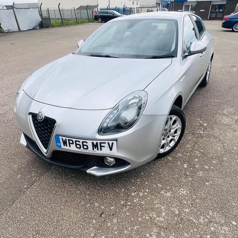 Used Alfa Romeo Giulietta Super 2016 Silver Hatchback