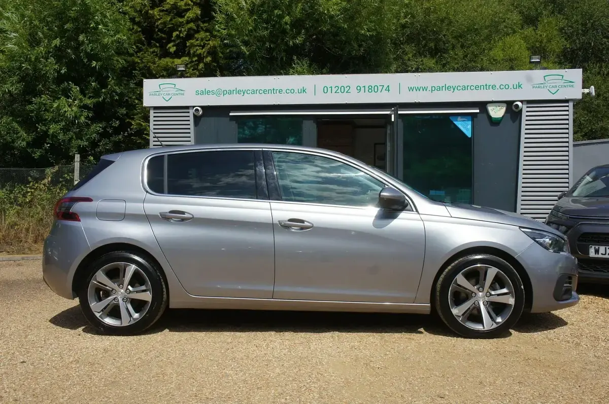 Used Peugeot 308 Allure 2021 Grey Hatchback