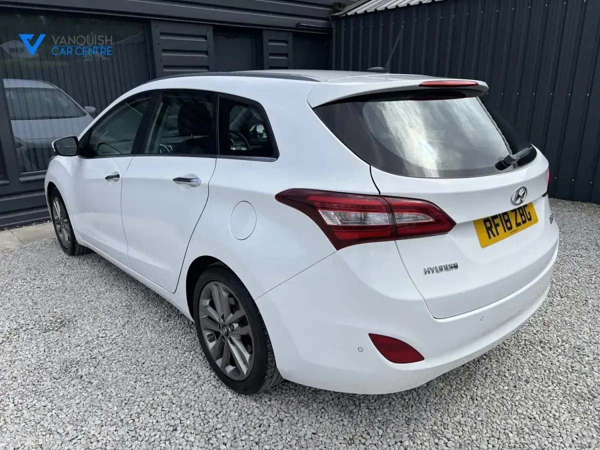 Second-hand Hyundai i30 Premium 136 CP (100 kW) 2018 Alb Break