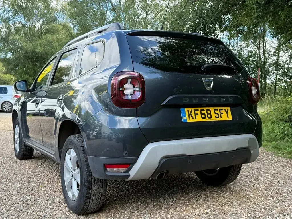 Used Dacia Duster Comfort 115 HP (84 kW) 2019 Grey SUV