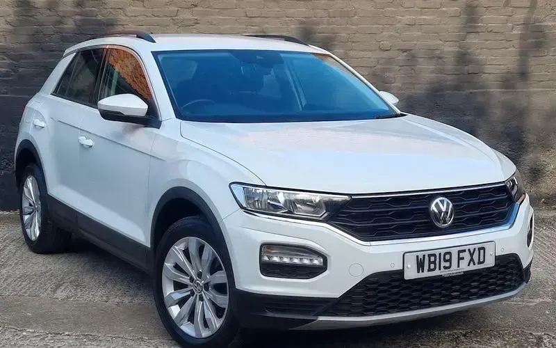 Used VW T-Roc SE 150 HP (110 kW) 2019 SUV