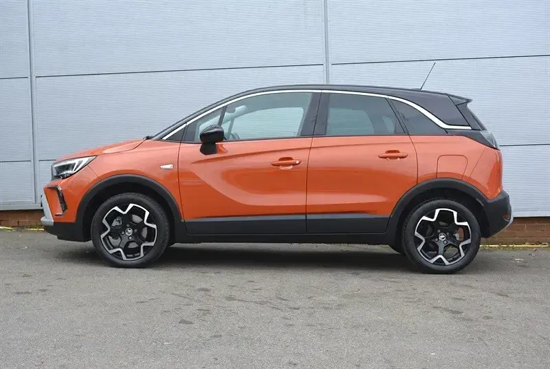 Used Vauxhall Crossland Elite 130 HP (95 kW) 2022 Orange fizz SUV