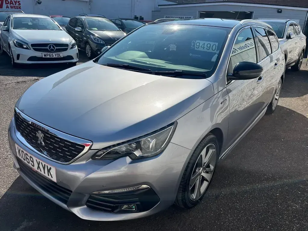 Used Peugeot 308 GT-line 2020 Grey Estate