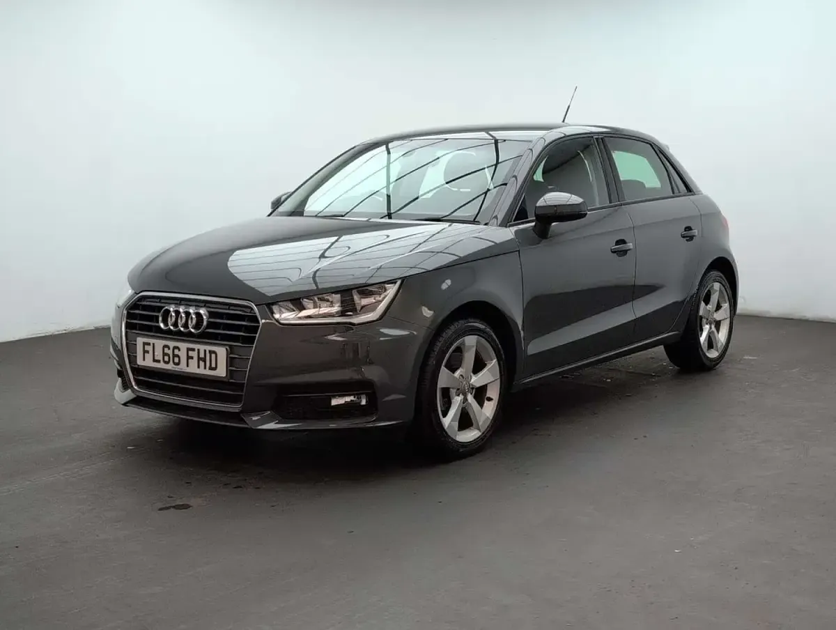 Used Audi A1 Sportback Sport 125 HP (91 kW) 2016 Grey Hatchback