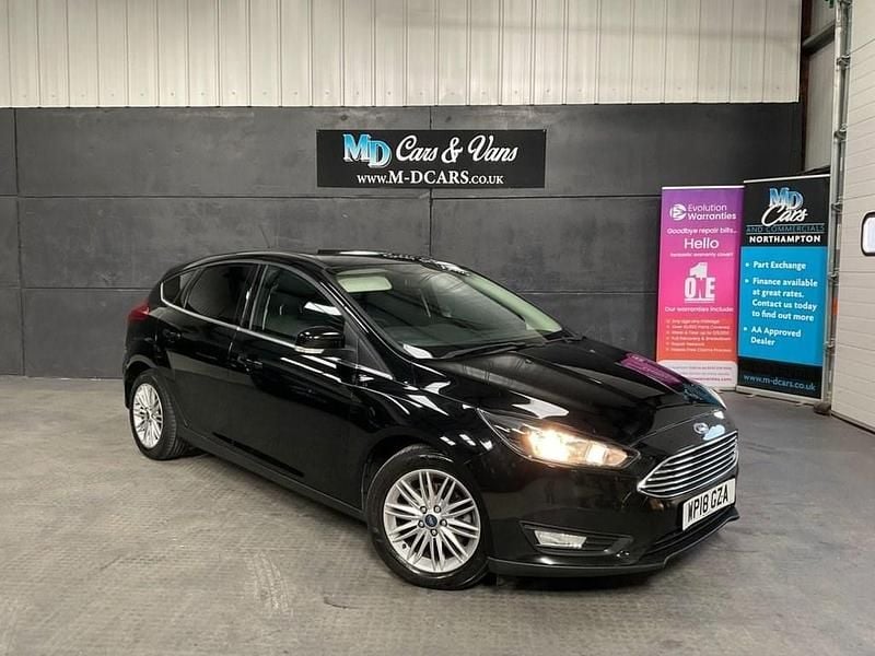 Used Ford Focus Zetec 120 HP (88 kW) 2018 Black Hatchback