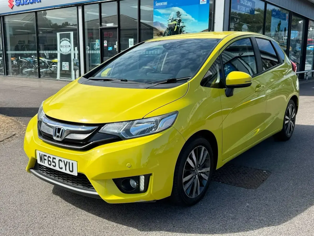 Used Honda Jazz EX 102 HP (75 kW) 2015 Yellow Hatchback
