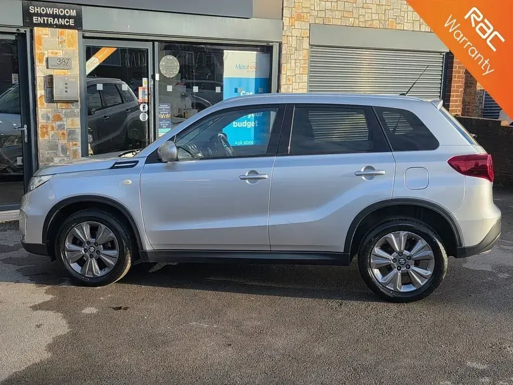 Usado Suzuki Vitara SZ-T 140 HP (102 kW) 2019 Prateado Citadino