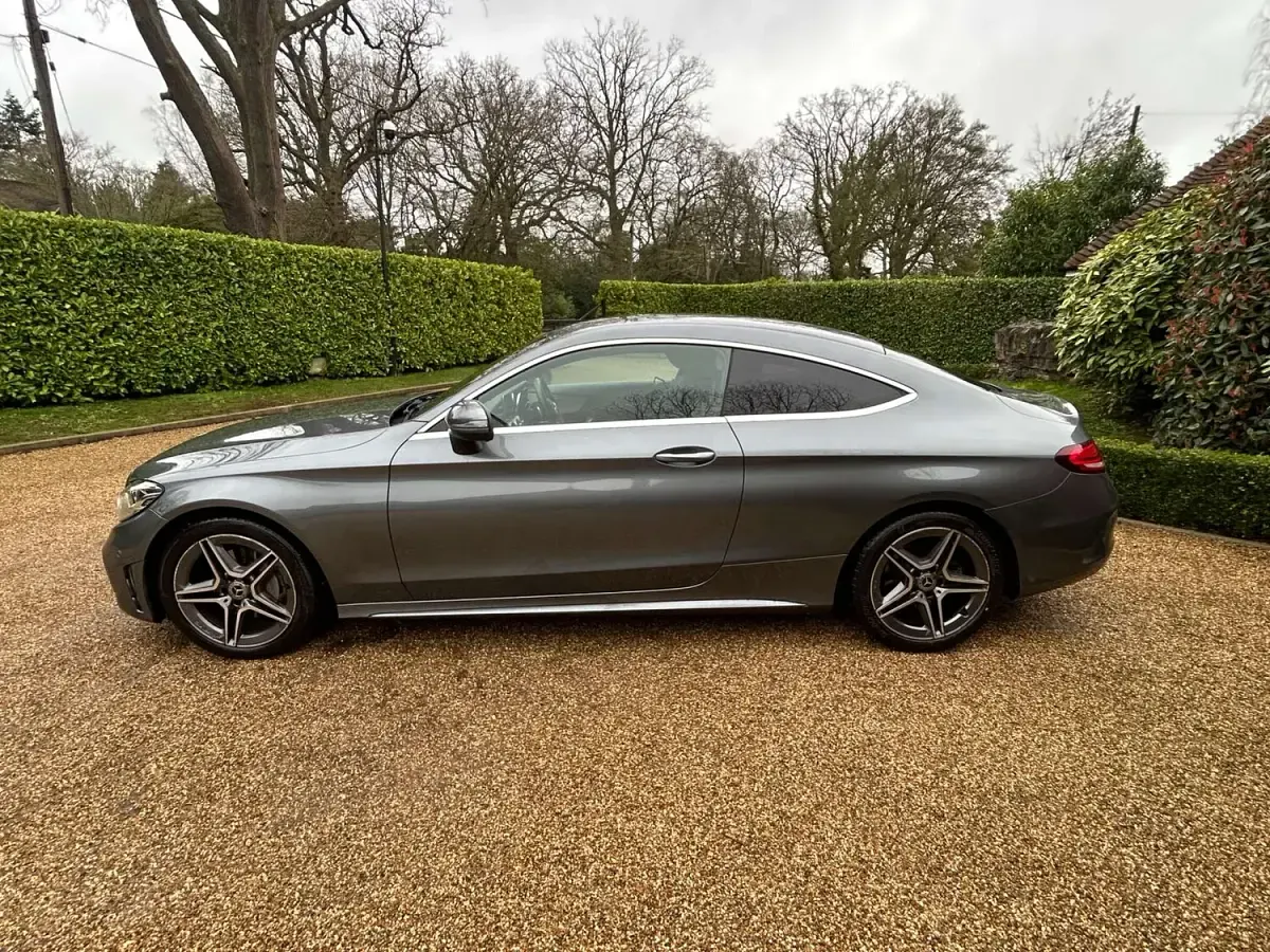 Używany Mercedes C200 AMG line 184 KM (135 kW) 2019 Szary Coupe